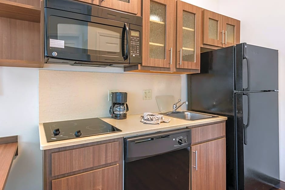 Candlewood Suites Fort Myers/Sanibel Gateway By IHG