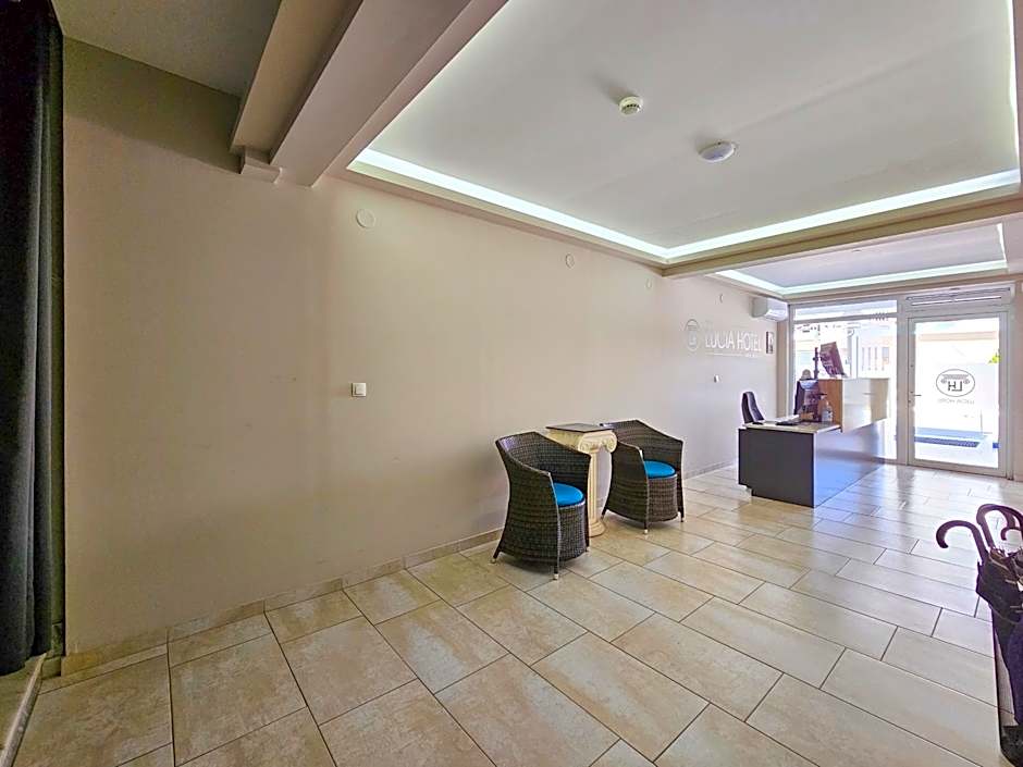 Lucia Hotel Paralia