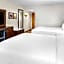Hampton Inn By Hilton Grand Rapids-North