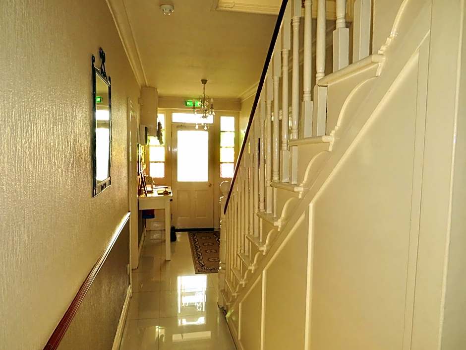 Glendale Guestrooms