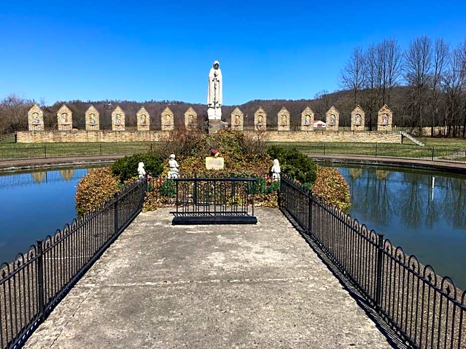 Holiday Inn Express & Suites Ironton By IHG