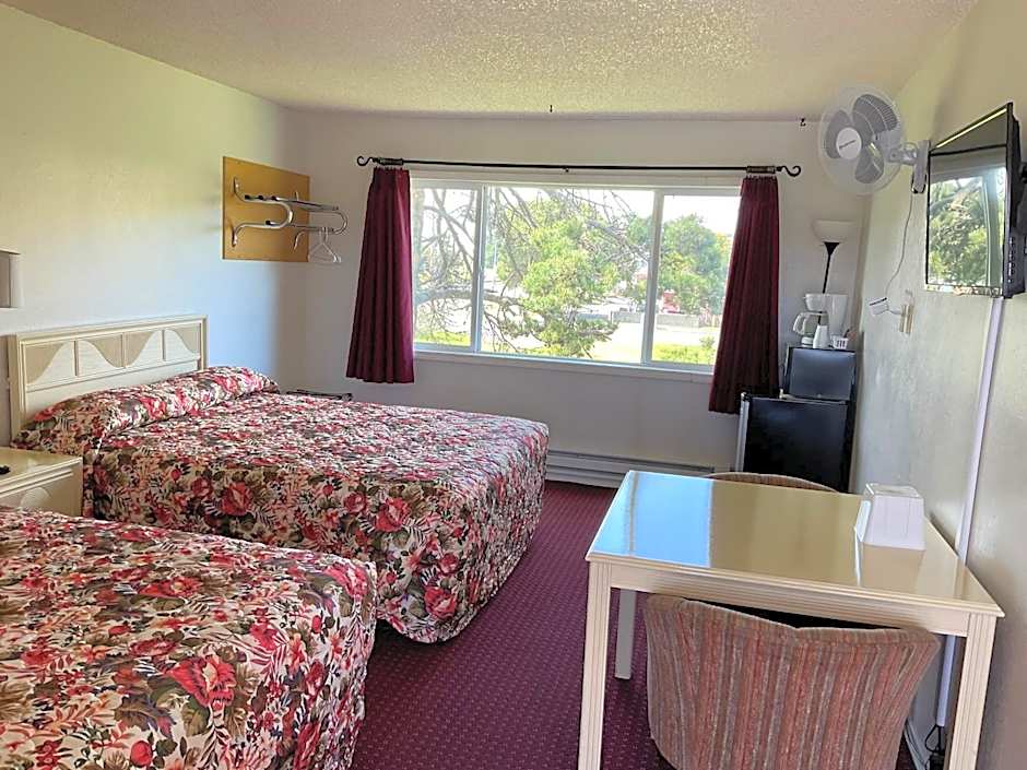Front Street Inn
