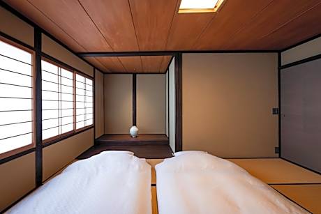 Townhouse with Double Bed - No.10