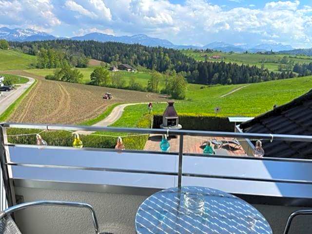 Ruhige Zimmer im Grünen und Studio im Naherholungsgebiet
