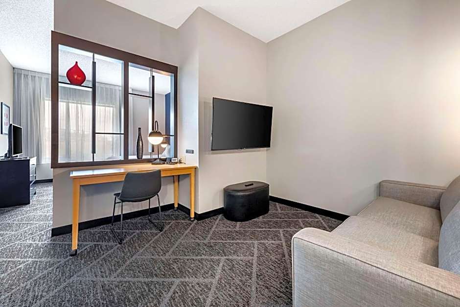 Cambria Hotel Minneapolis Maple Grove