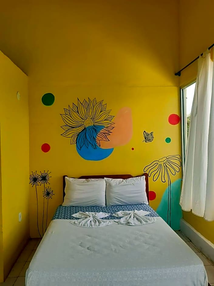 Banana Leaf Eco Hostel