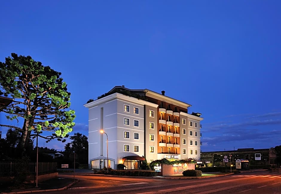 Poli Hotel