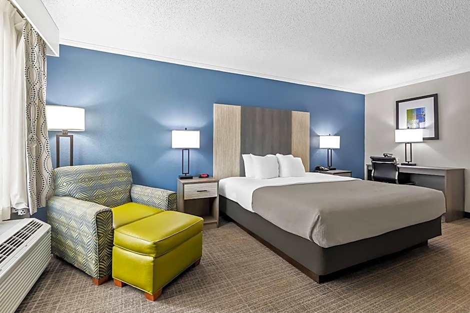 Quality Inn & Suites Florence Civic Center