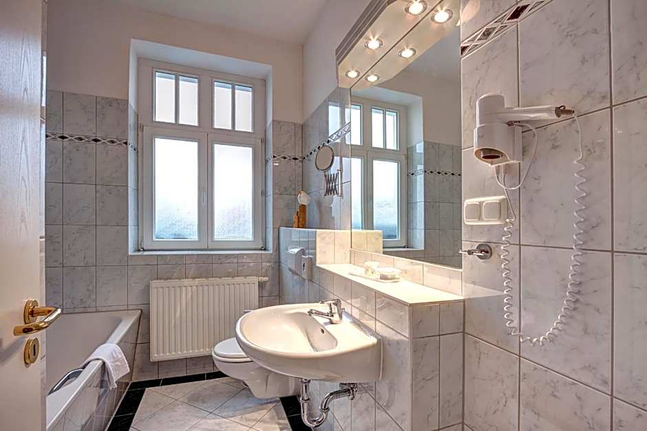 Haus Seeblick Hotel Garni & Ferienwohnungen