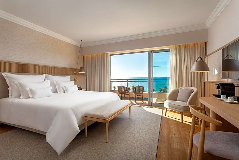 Photo 1 of 5 of Suite, Sea View
