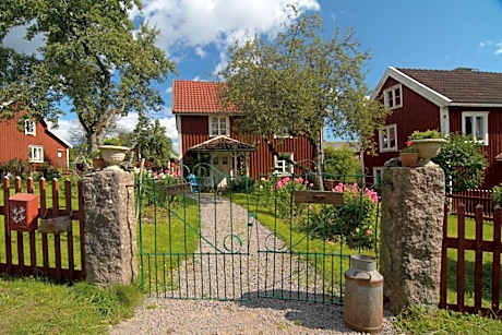 Bullerbyn - Mellangården - Astrid Lindgren family house