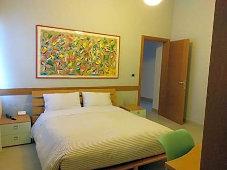 King Room with Garden View