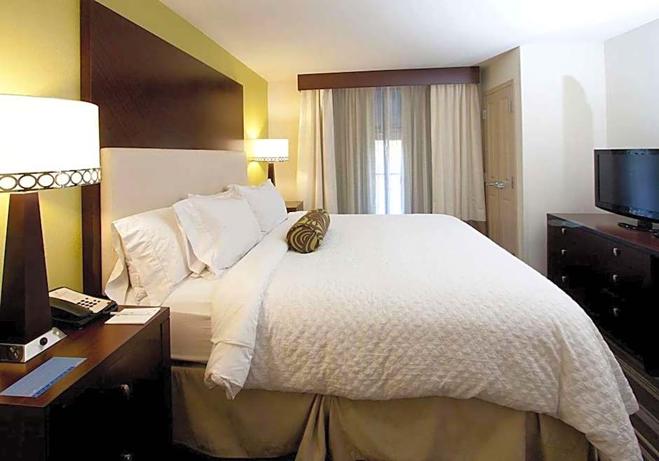 Embassy Suites By Hilton Savannah Airport