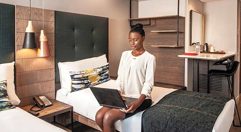 StayEasy Hotel Maputo