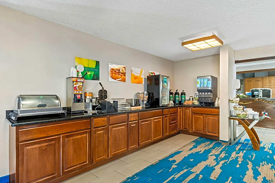 Quality Inn Sidney I-80