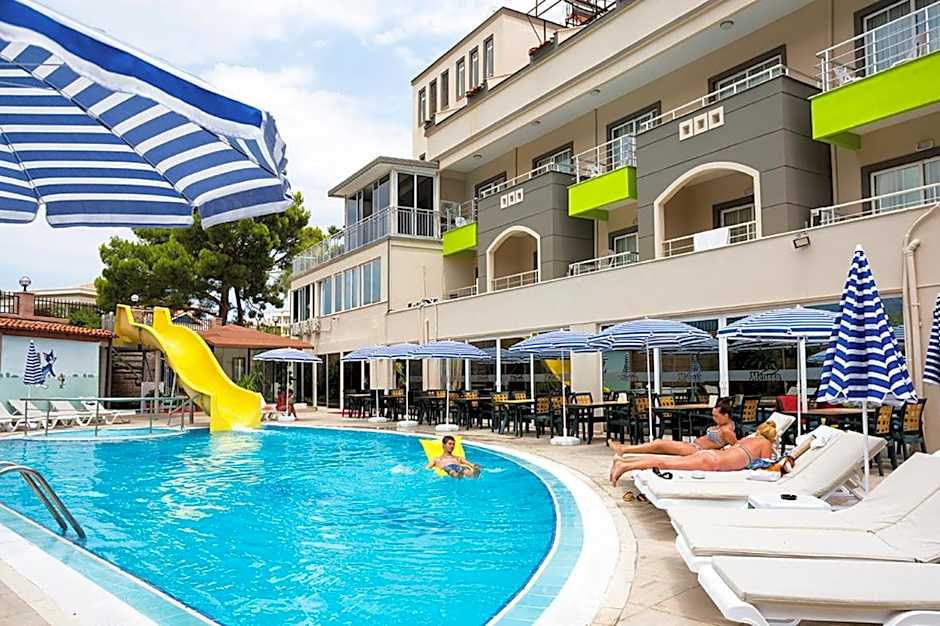 Rich Melissa Hotel