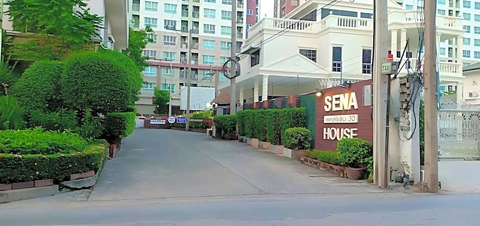 Sena House Paholyothin 30