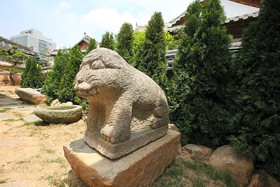 Gaeunchae Hanok Guesthouse Jeonju 2 (Korea Quality)