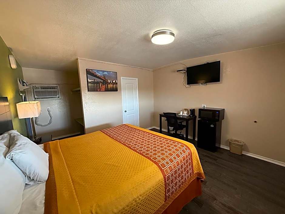 Executive Inn and Kitchenette Suites