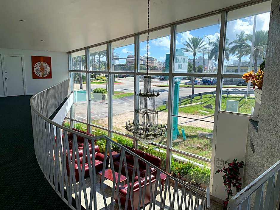 International Inn on the Bay