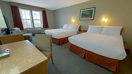 Deluxe Queen Room with Two Queen Beds