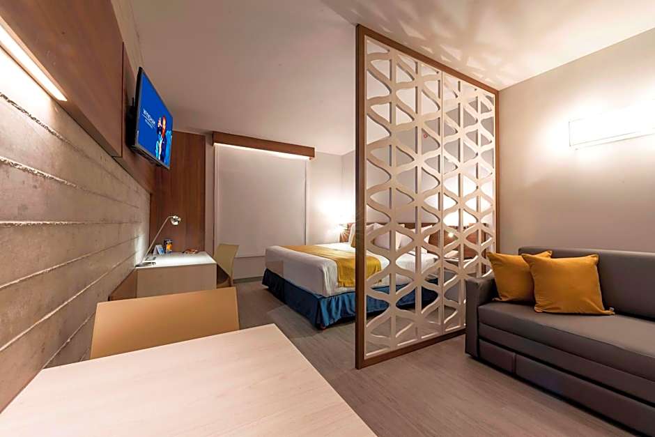 Microtel Inn & Suites by Wyndham San Luis Potosi