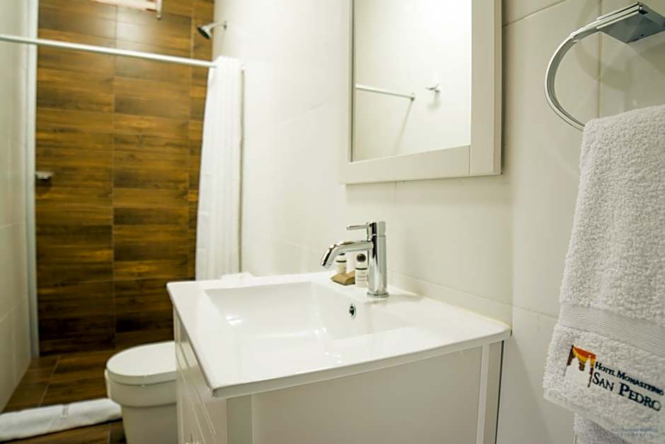 HOTEL SAN PEDRO PLAZA