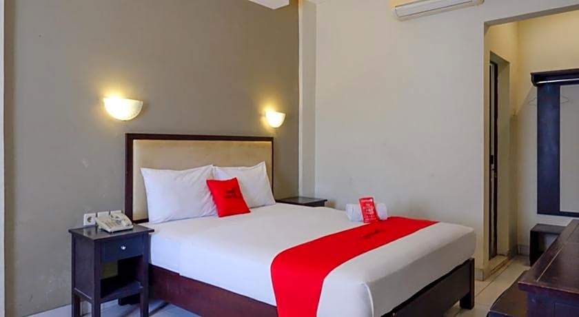 RedDoorz @ Jalan Sriwijaya Semarang