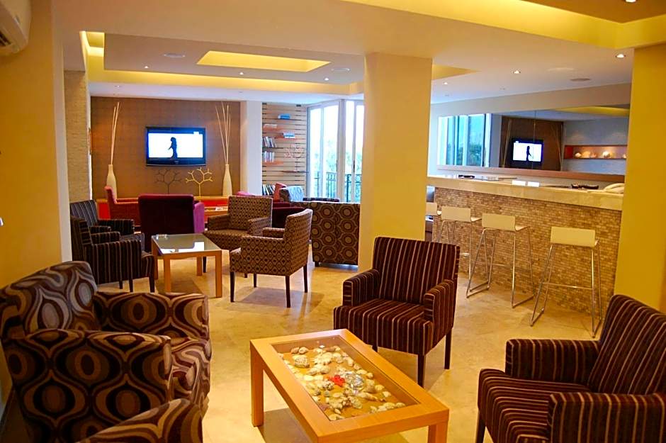 Yacht Boheme Hotel-Boutique Class - Adults Only