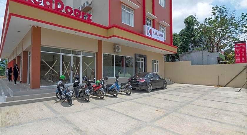 RedDoorz near Islamic Center Samarinda
