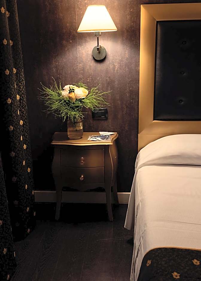 Hotel - Motel Flower