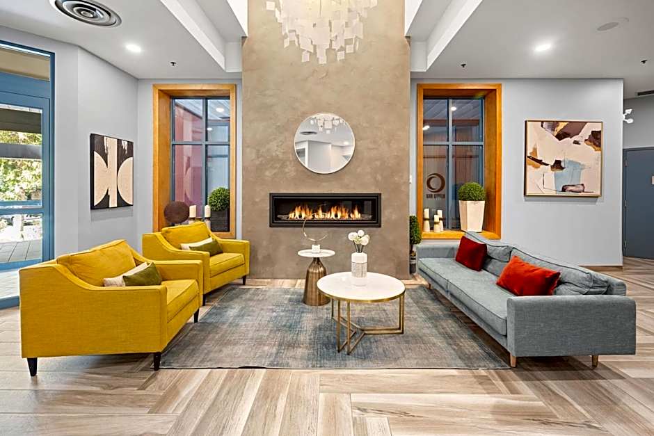 Alpenglow Lodge Family & Work Retreat by MVA