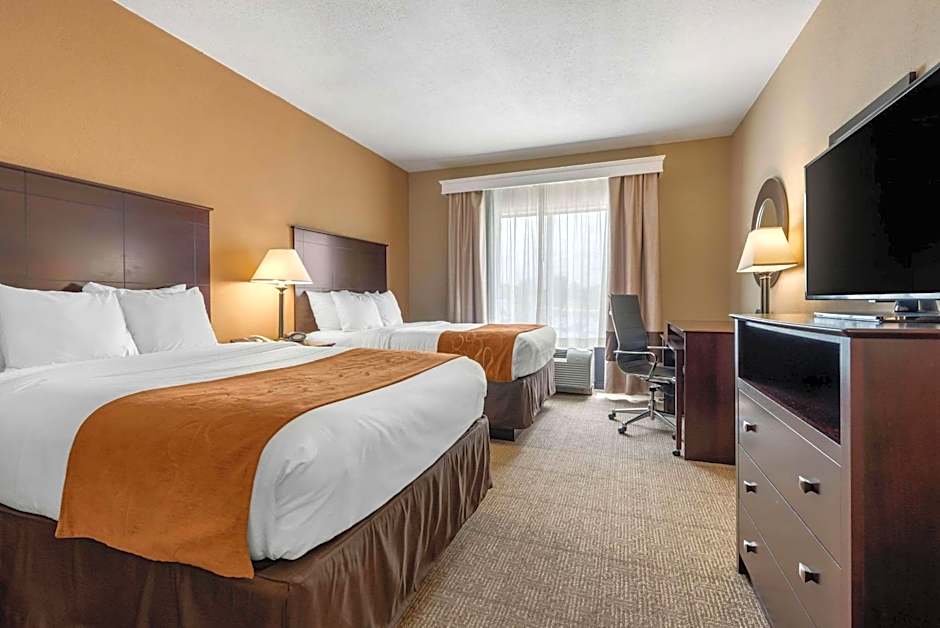 Comfort Suites near Route 66