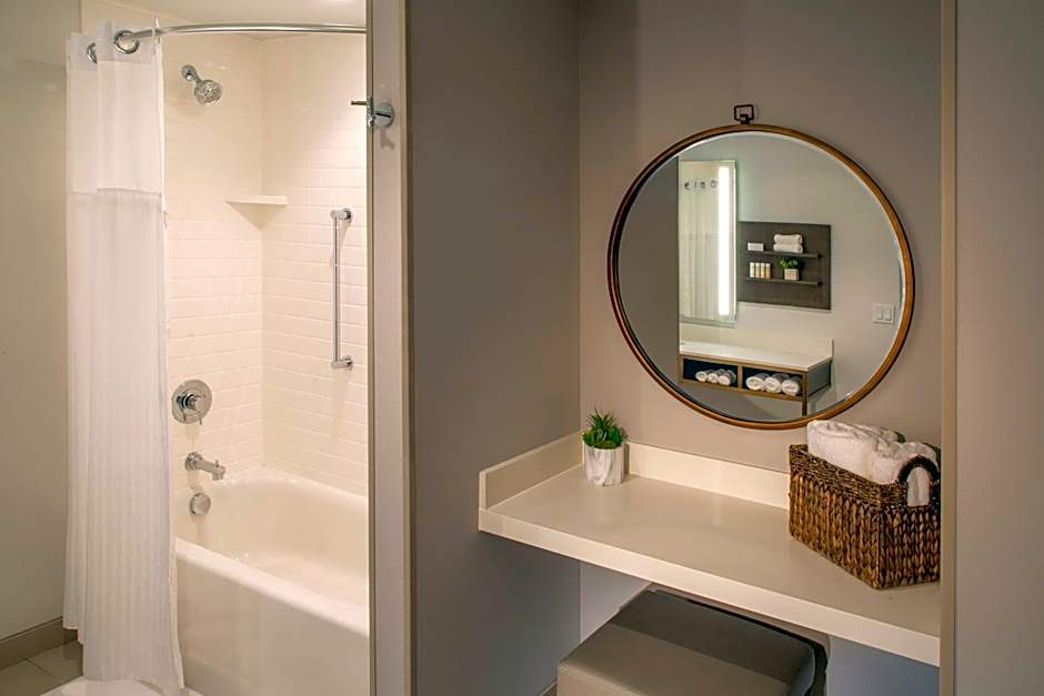 Hilton Garden Inn Redmond Town Center, WA