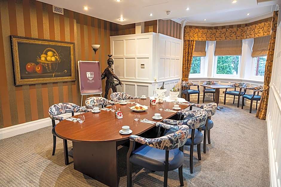 The Mount Country Manor Hotel & Golf Wolverhampton