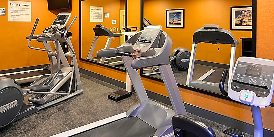 Holiday Inn Express Crestwood By IHG