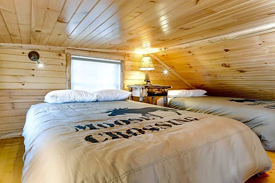 Cobble Mountain Lodge
