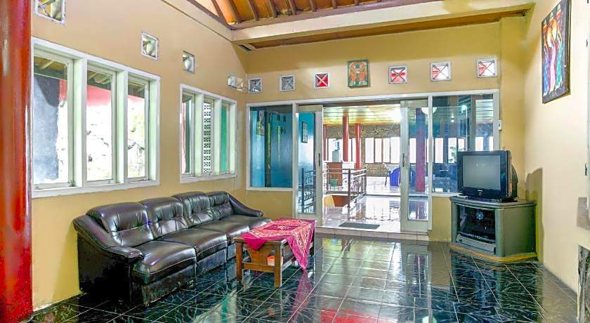 SPOT ON 2584 Hotel Karya Nunggal Asri