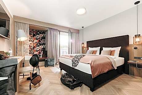 Standard Double Room with Balcony