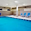 Holiday Inn Express Hotel & Suites Waukegan/Gurnee