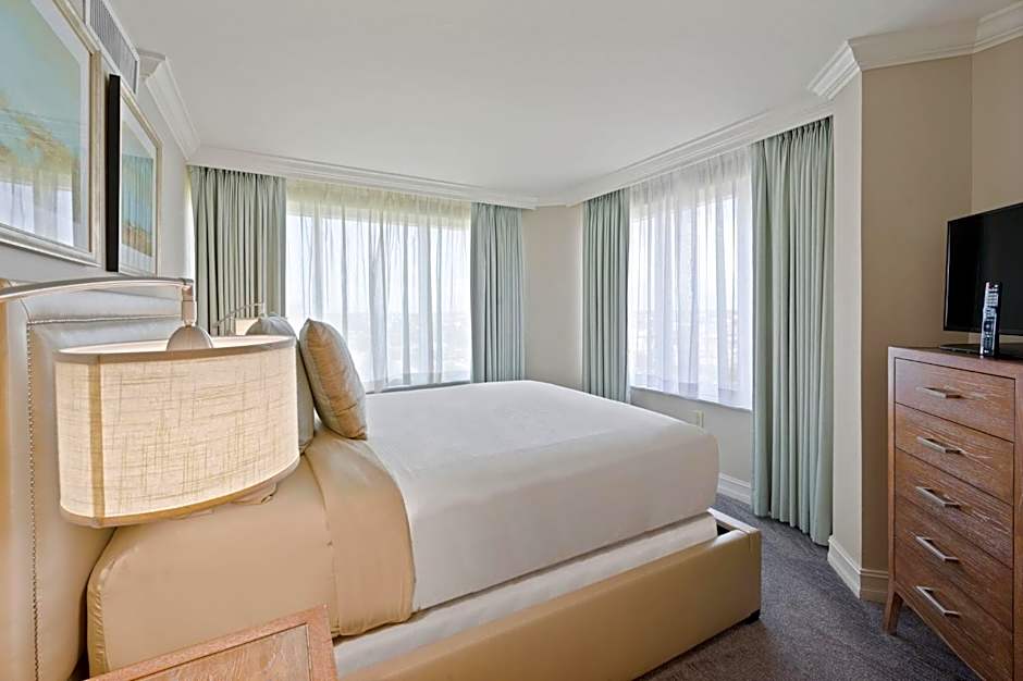 Marco Beach Ocean Suites