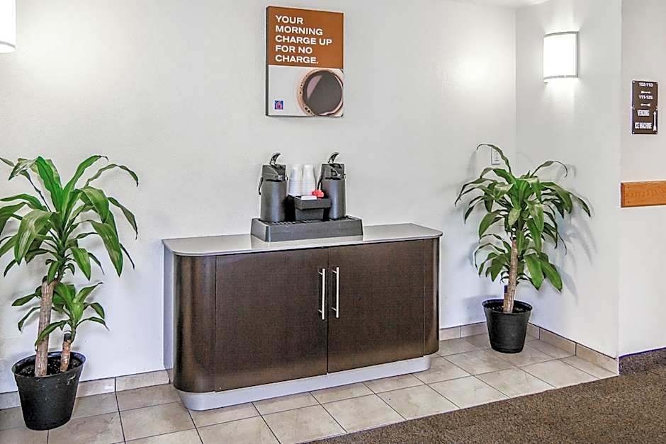 Motel 6-Framingham, MA - Boston West