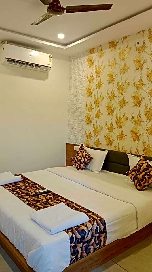 Hotel Mahnsh Palace