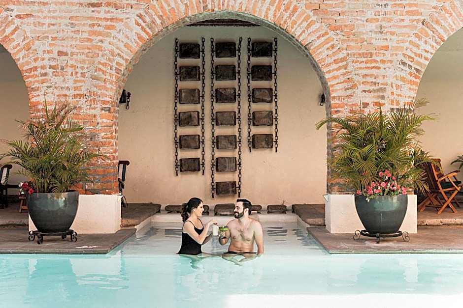 Hacienda Sepulveda Hotel & Spa