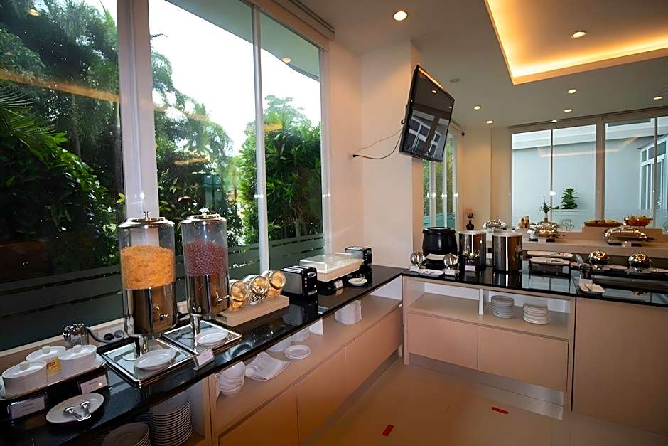 Phavina Grand Boutique