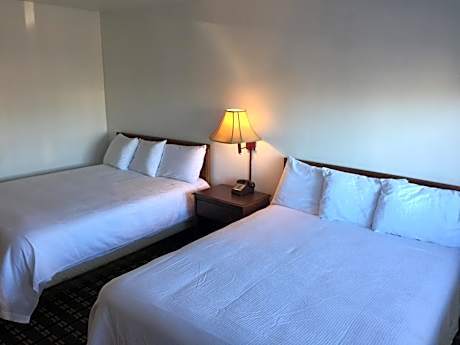 Nashoba Valley Inn & Suites