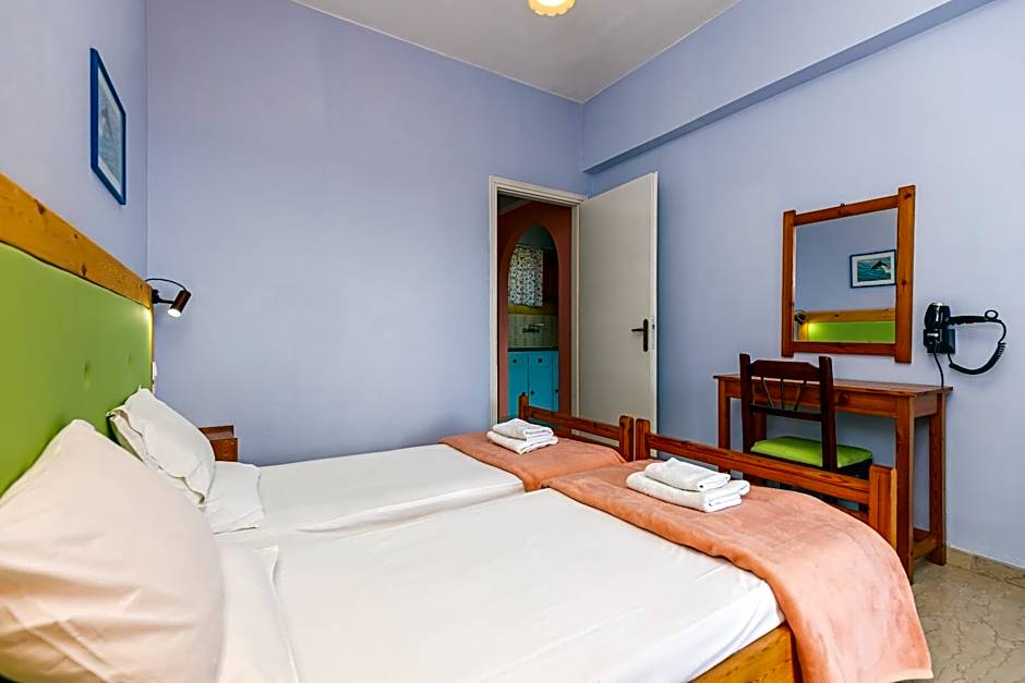 Alexandros Studios by Estia