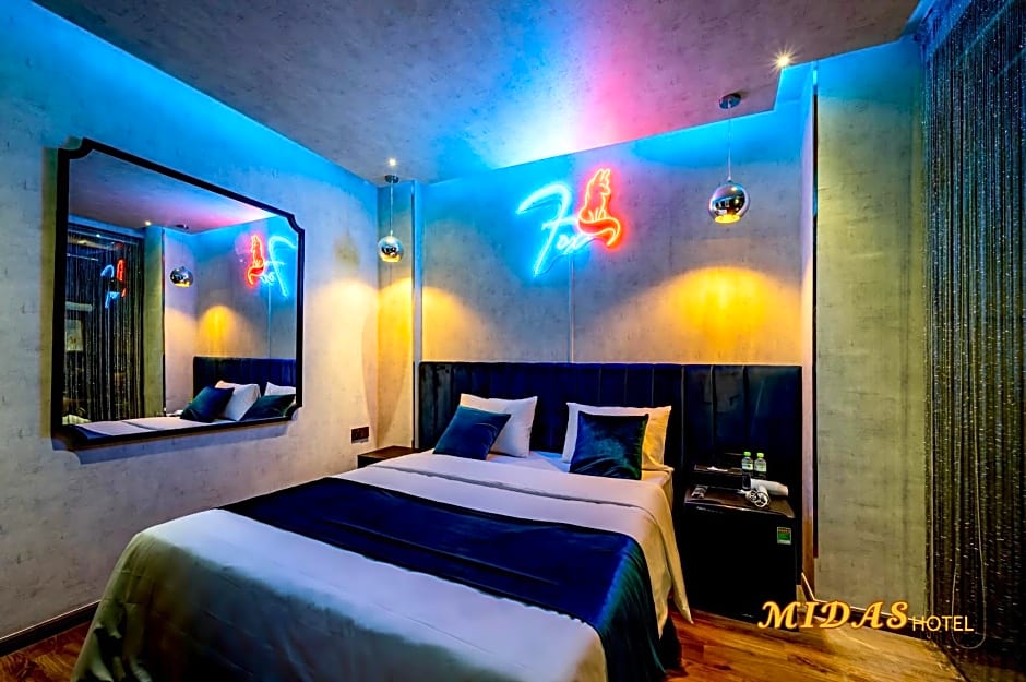 Midas Hotel
