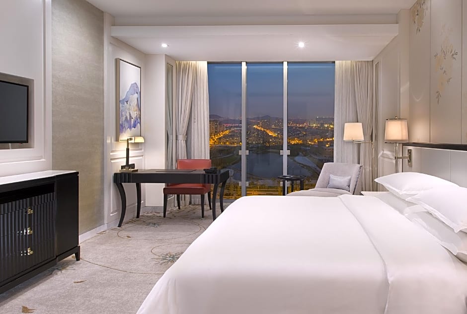 Sheraton Qingdao Licang Hotel