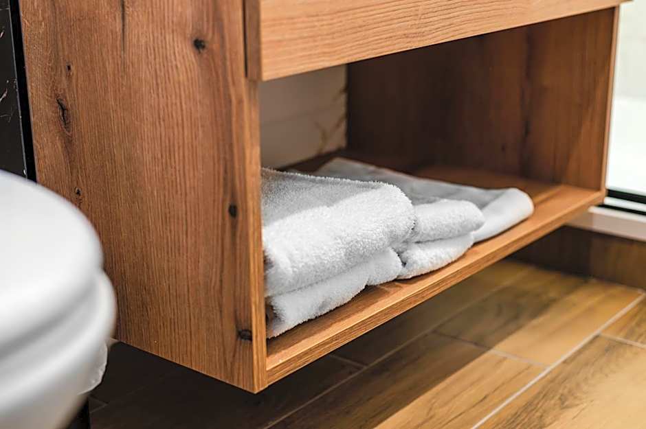 No 28 Rooms & Apartments